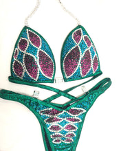 Jewell Emerald Helix Figure Suit